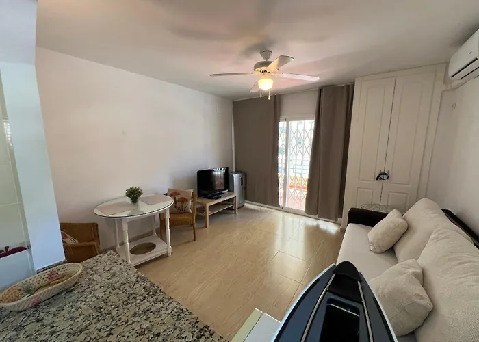 Magnifico Apartamento En La Carihuela, Torremolino