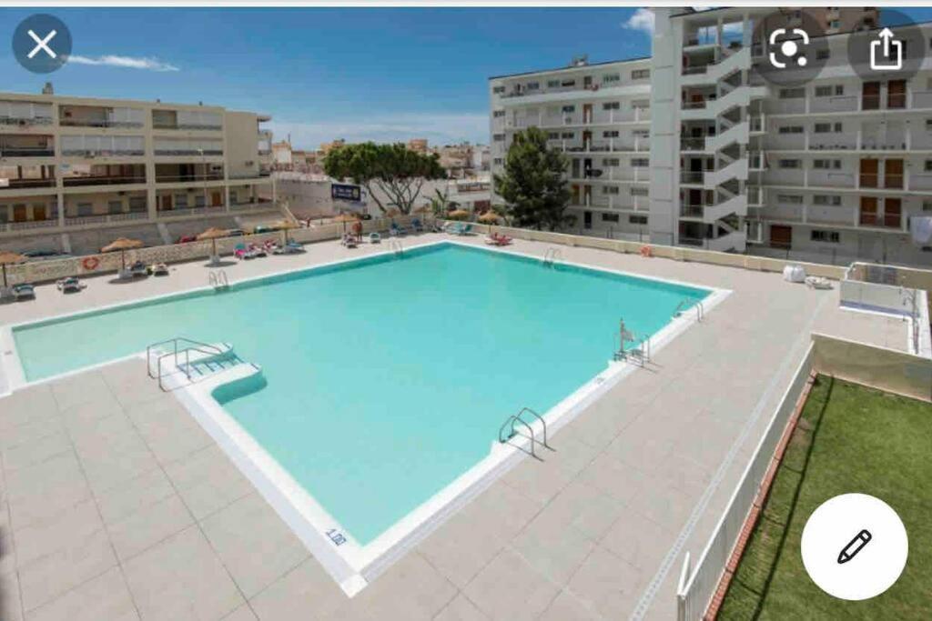 Magnifico En La Carihuela, Torremolino Appartement